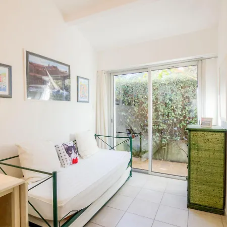 Holiday Home Les Parcs De Gassin-5 By Interhome *