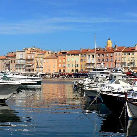 Semesterbostad Holiday Home Les Parcs De Gassin-5 By Interhome Saint-Tropez